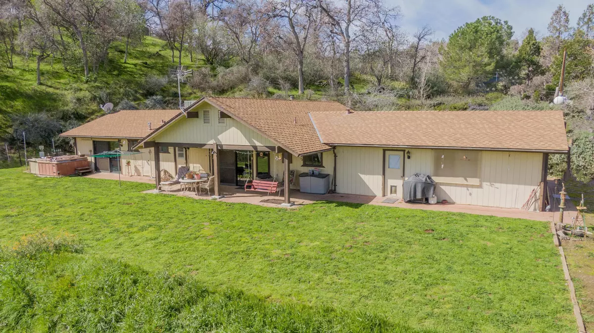 Squaw Valley, CA 93675,51859 Sesame Ln