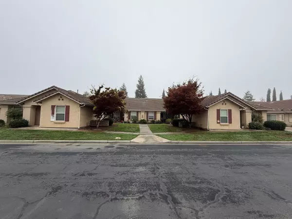 1925 E Academy Avenue, Tulare, CA 93274