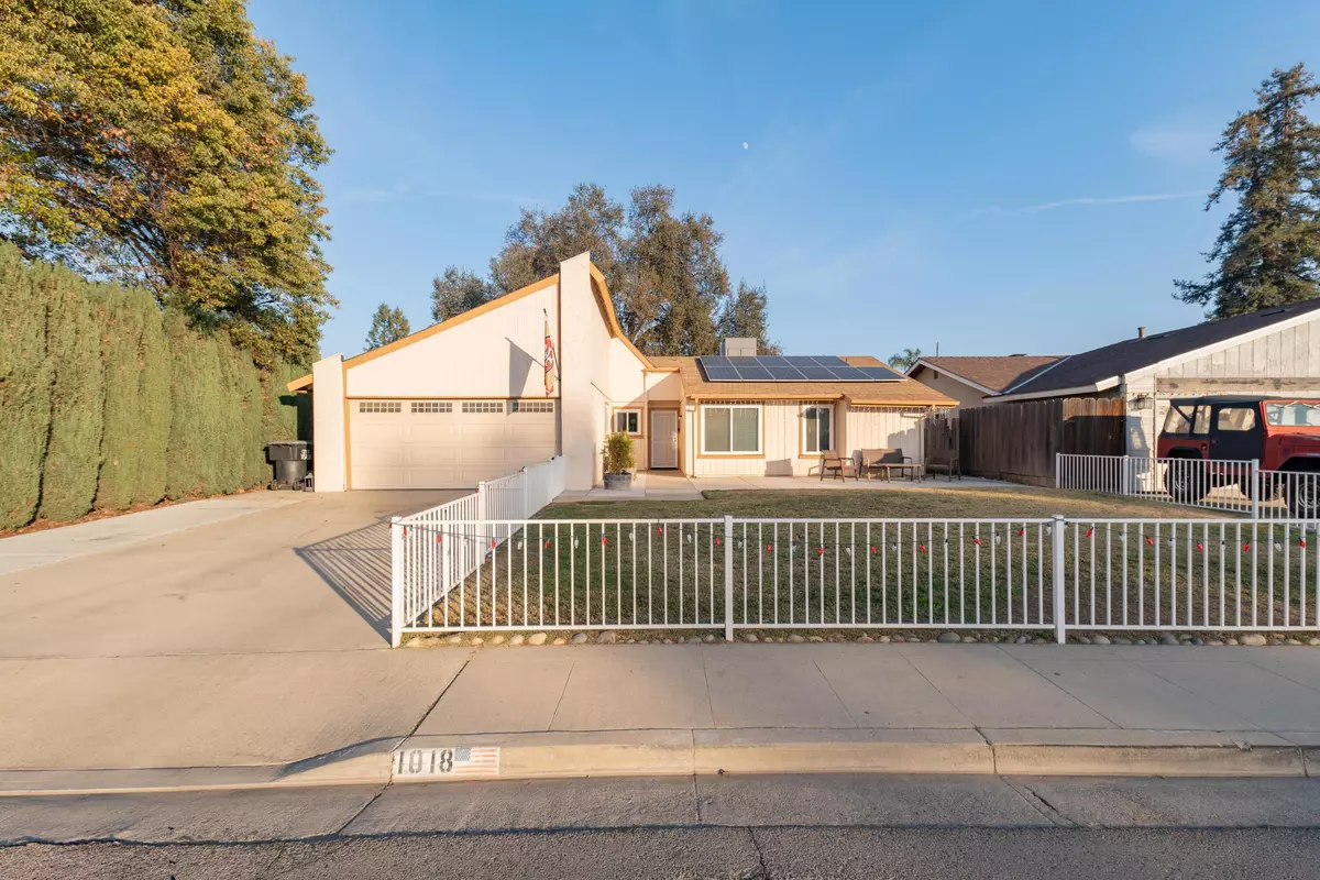 Visalia, CA 93277,1018 S Noyes Court