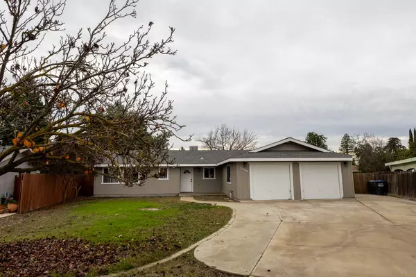 1749 S Clark Street, Visalia, CA 93292