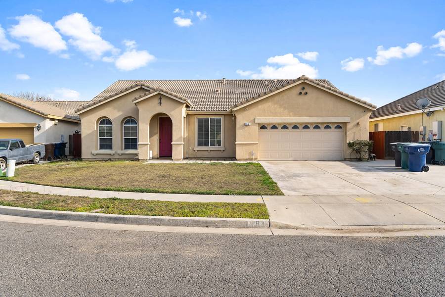 184 Andrews Circle, Tulare, CA 93274