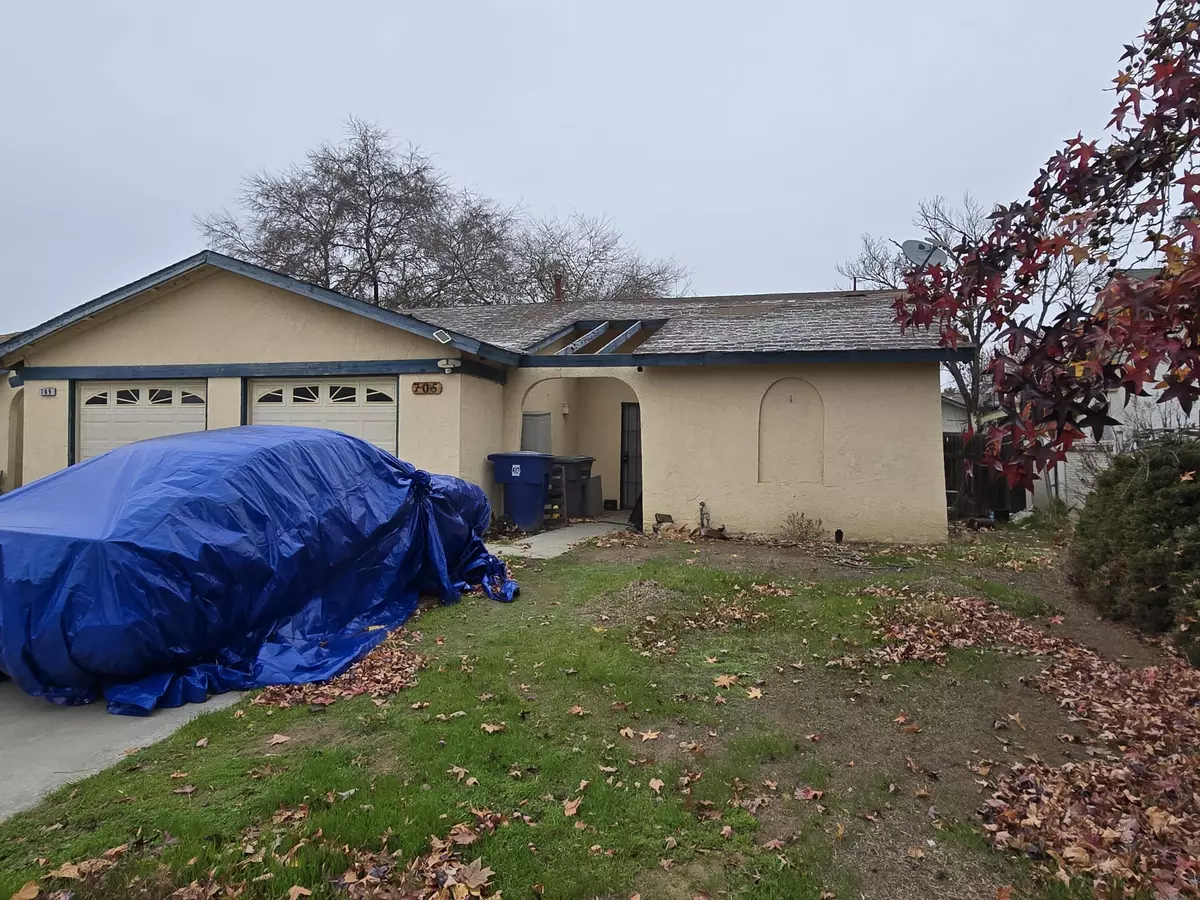 Madera, CA 93637,705 Deerwood Drive