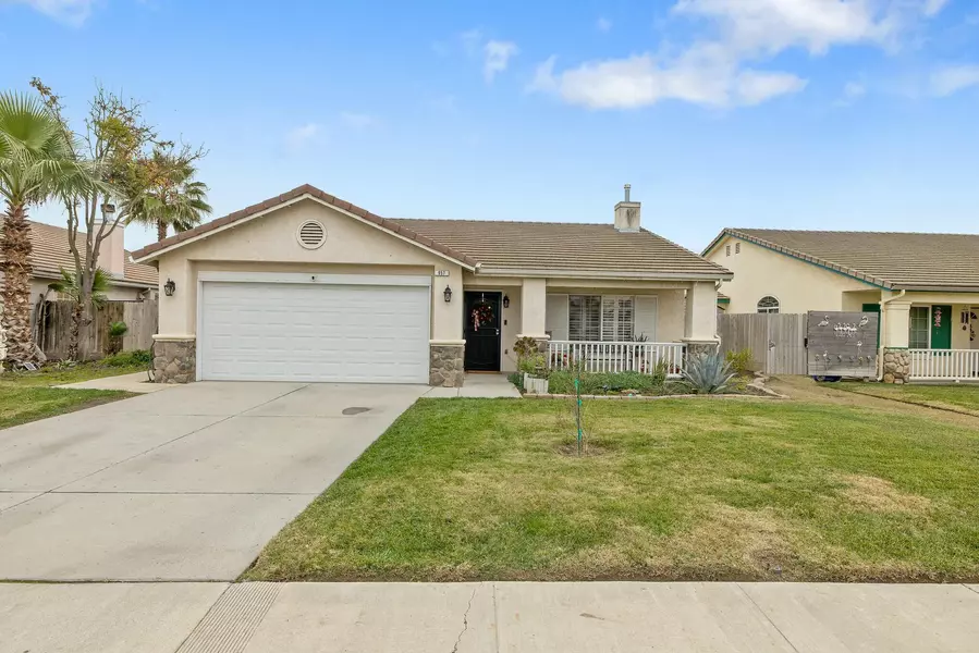 957 Meadow View Road, Hanford, CA 93230