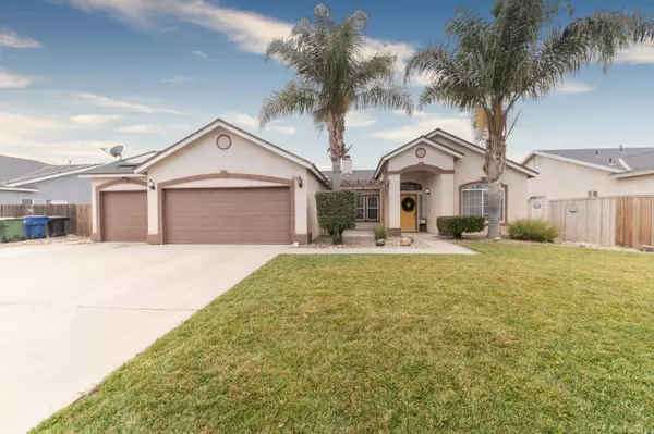 855 Birch Avenue, Lemoore, CA 93245