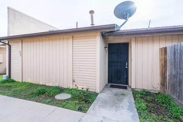 Tulare, CA 93274,725 S Spruce Street