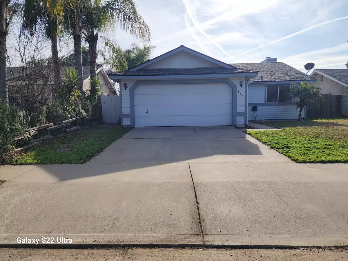 Tulare, CA 93274,427 Buttonwood Avenue