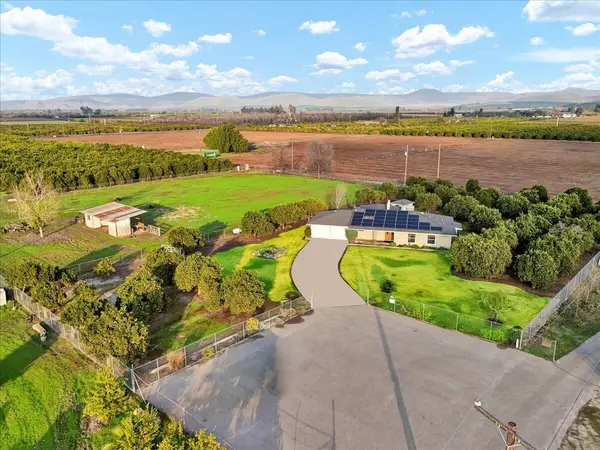 23580 Avenue 182, Porterville, CA 93257