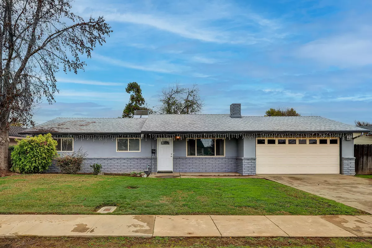 Woodlake, CA 93286,286 N Pepper Street