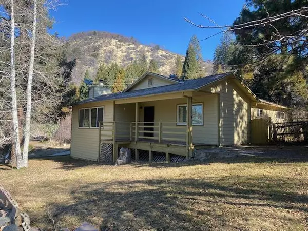 206 Cedar Drive, Pierpoint Springs, CA 93265