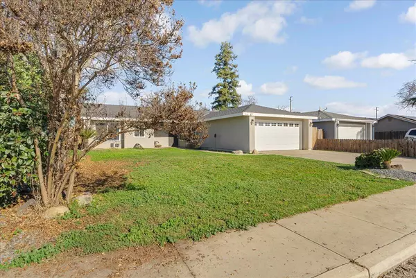 Visalia, CA 93291,1820 W Lark Avenue