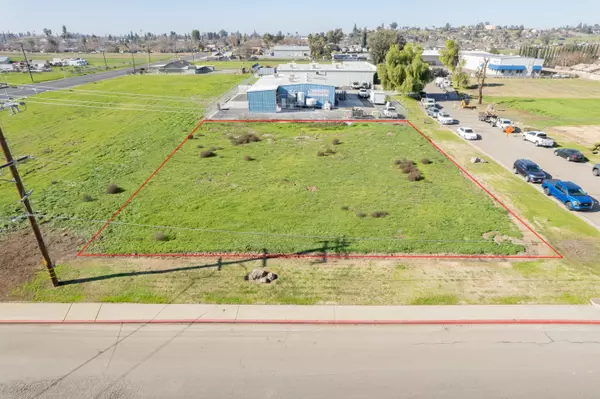 N Plano Street, Porterville, CA 93257