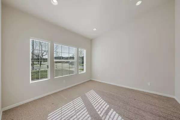 Hanford, CA 93230,1890 Bryman Street