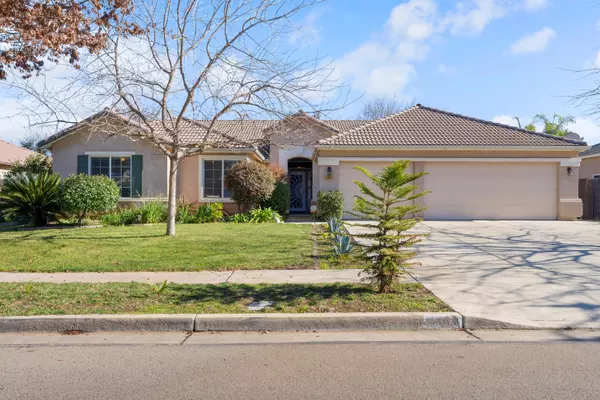 3624 N Jackie Street, Visalia, CA 93291