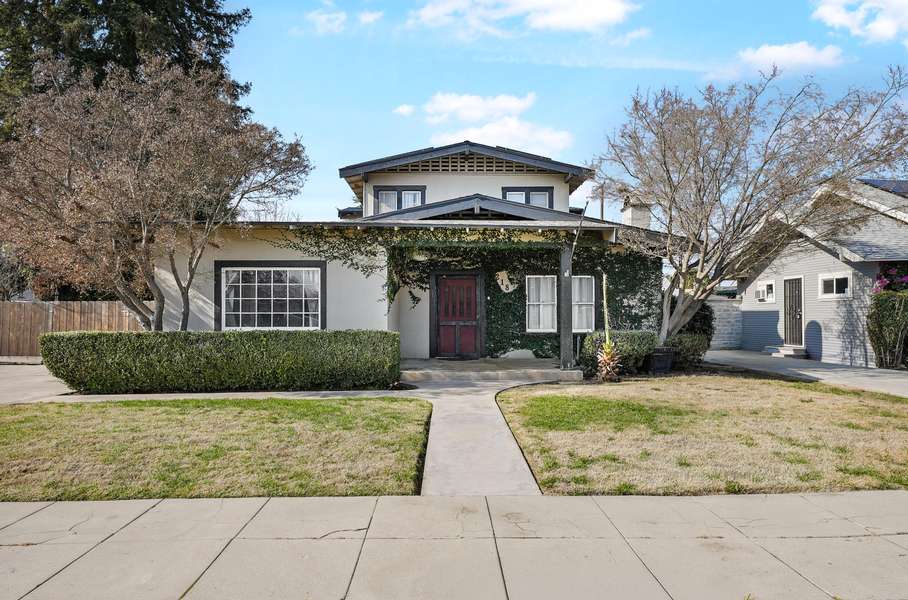 218 Dolores Avenue, Exeter, CA 93221