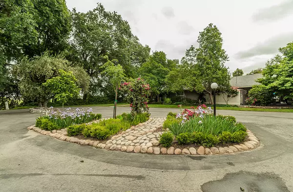 Sanger, CA 93657,3670 S Newmark Avenue