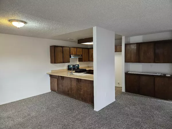 Visalia, CA 93291,841 E Prospect Avenue