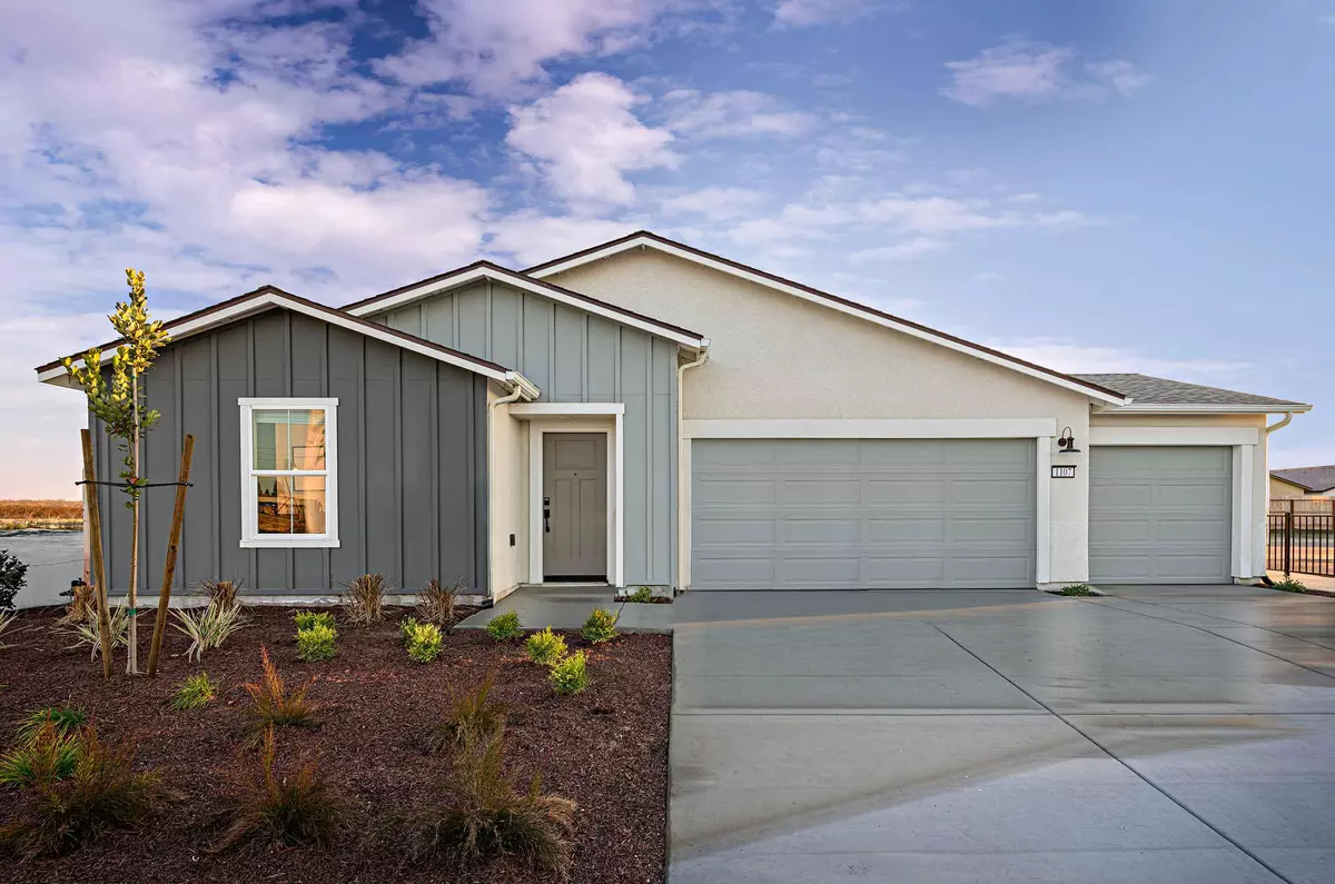 Visalia, CA 93292,1107 E Russell Avenue #1030