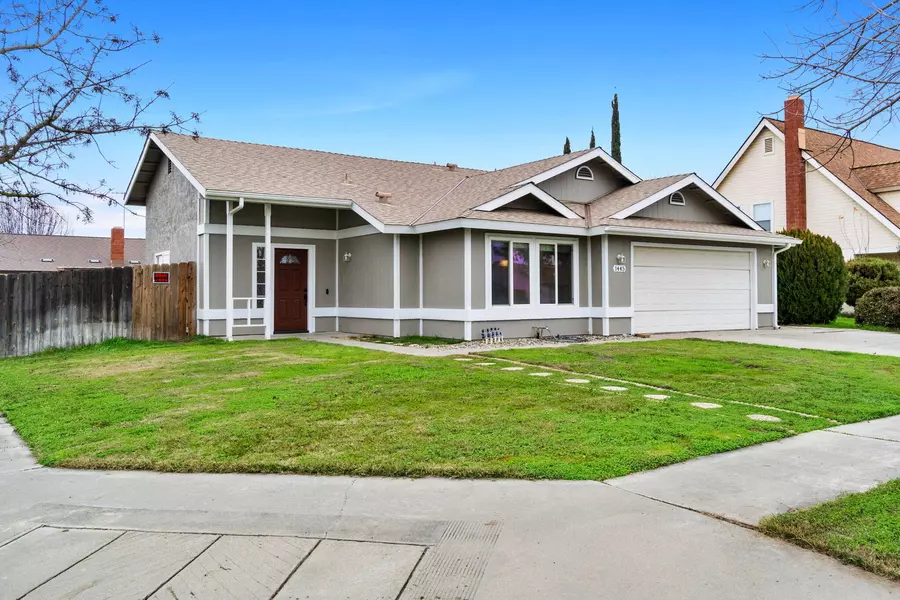 1445 Pine Drive, Lemoore, CA 93245