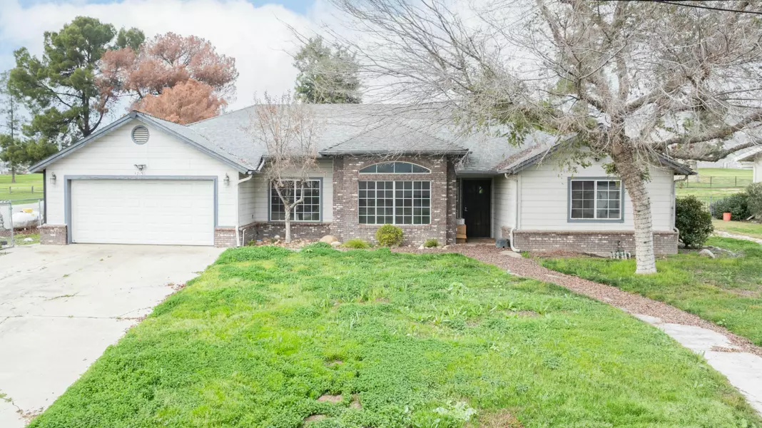 32150 River Island Drive, Springville, CA 93265