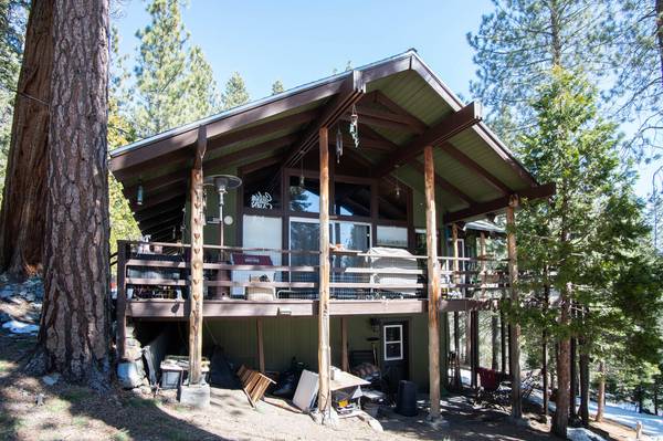 57524 Crest Drive, Springville, CA 93265