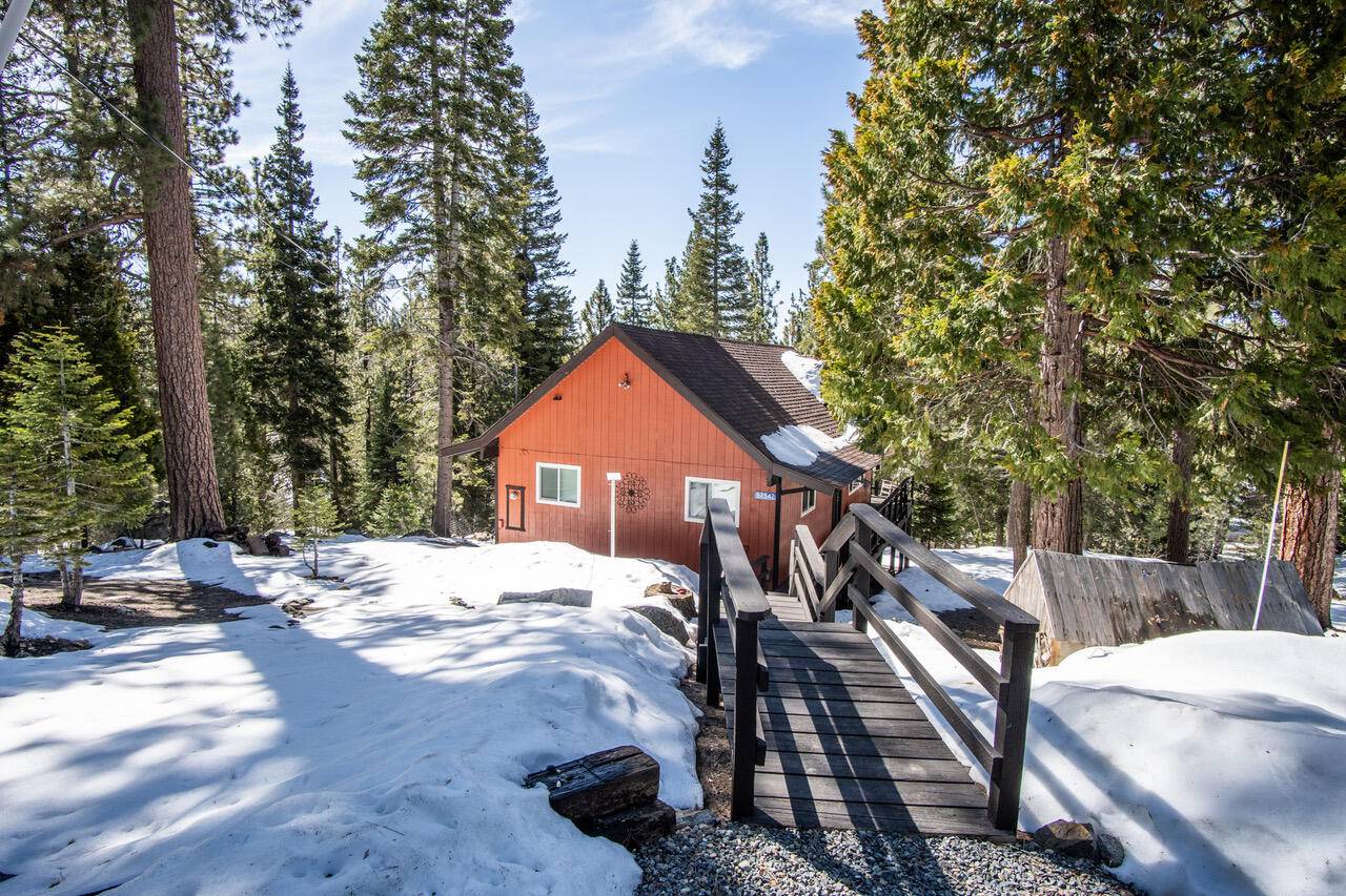 Springville, CA 93265,57542 Crest Drive