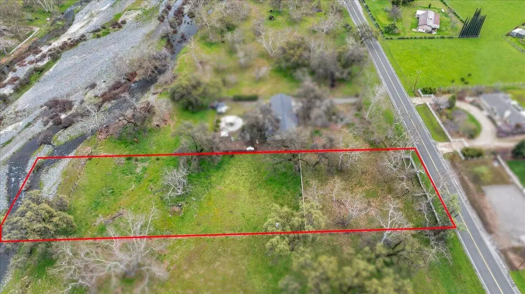 6102 Elwood Road, Sanger, CA 93657