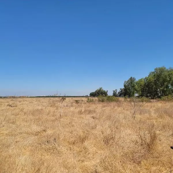 Visalia, CA 93291,5390 308 Avenue
