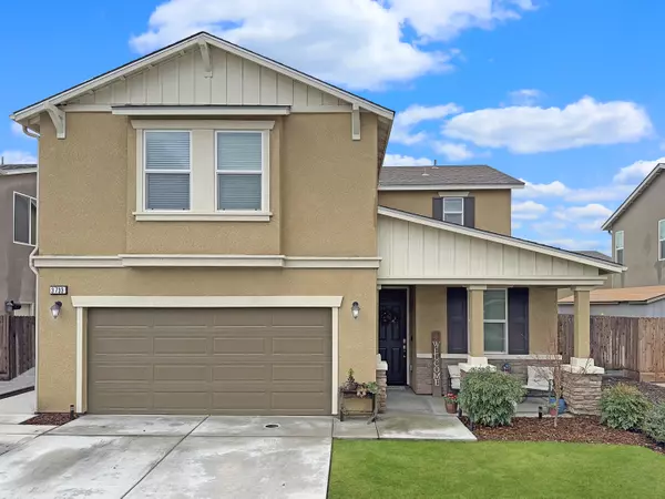 3733 E Kaweah Avenue, Visalia, CA 93291