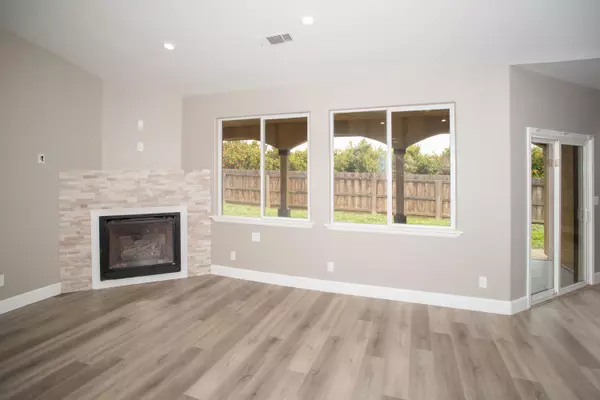 Orosi, CA 93647,41980 Rd 144