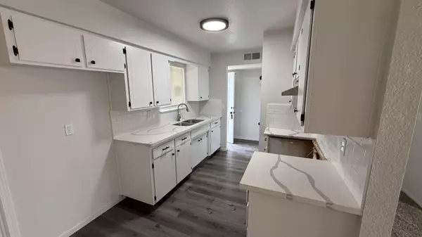 Stratford, CA 93266,20269 Magnolia Street