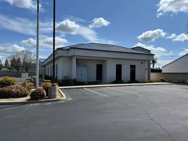 Tulare, CA 93274,1050 N Cherry Street