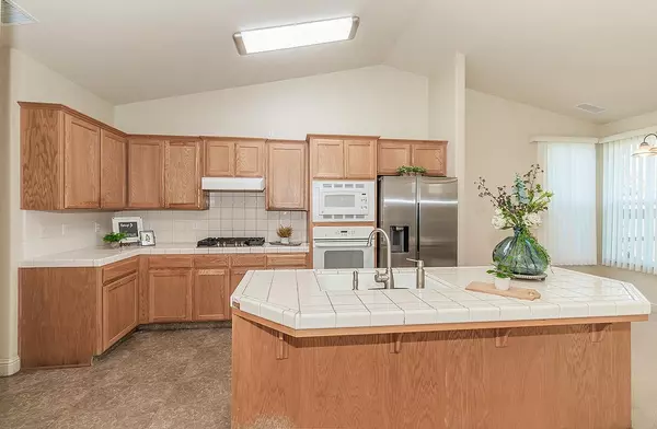 Reedley, CA 93654,354 W Lilac Avenue