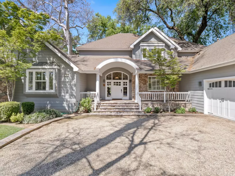 93 Wood Duck Drive, Sanger, CA 93657