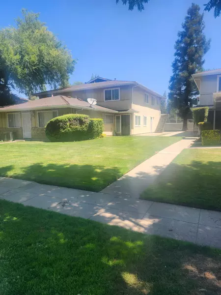 4960 N Holt Avenue #101, Fresno, CA 93705