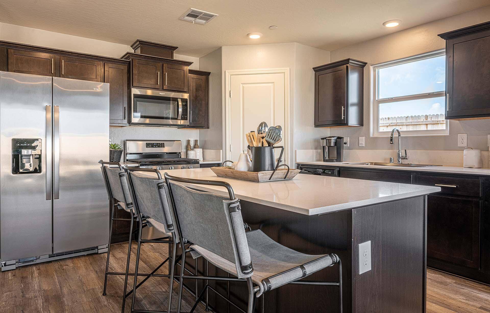 Visalia, CA 93291,7014 W Grove Avenue #1036 Sr
