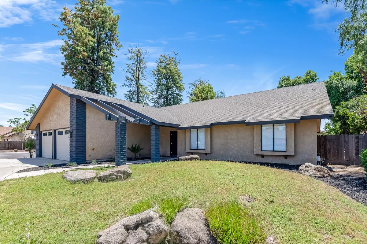 Visalia, CA 93277,3701 W Sunnyside Avenue