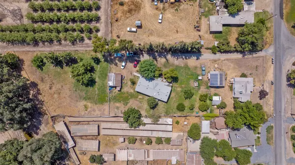 Visalia, CA 93292,15011 Water Avenue