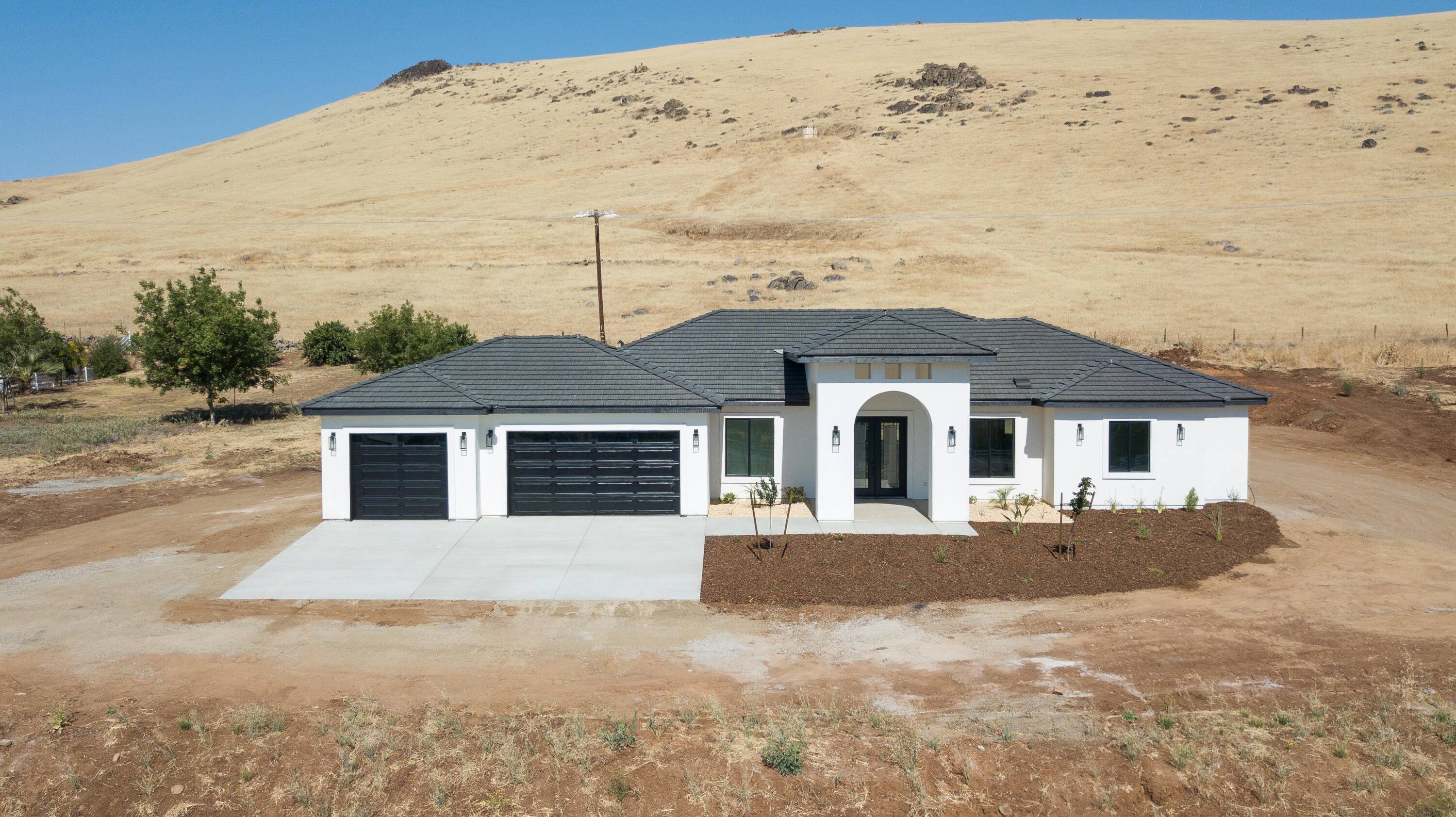 Springville, CA 93265,16716 Spotted Fawn Court