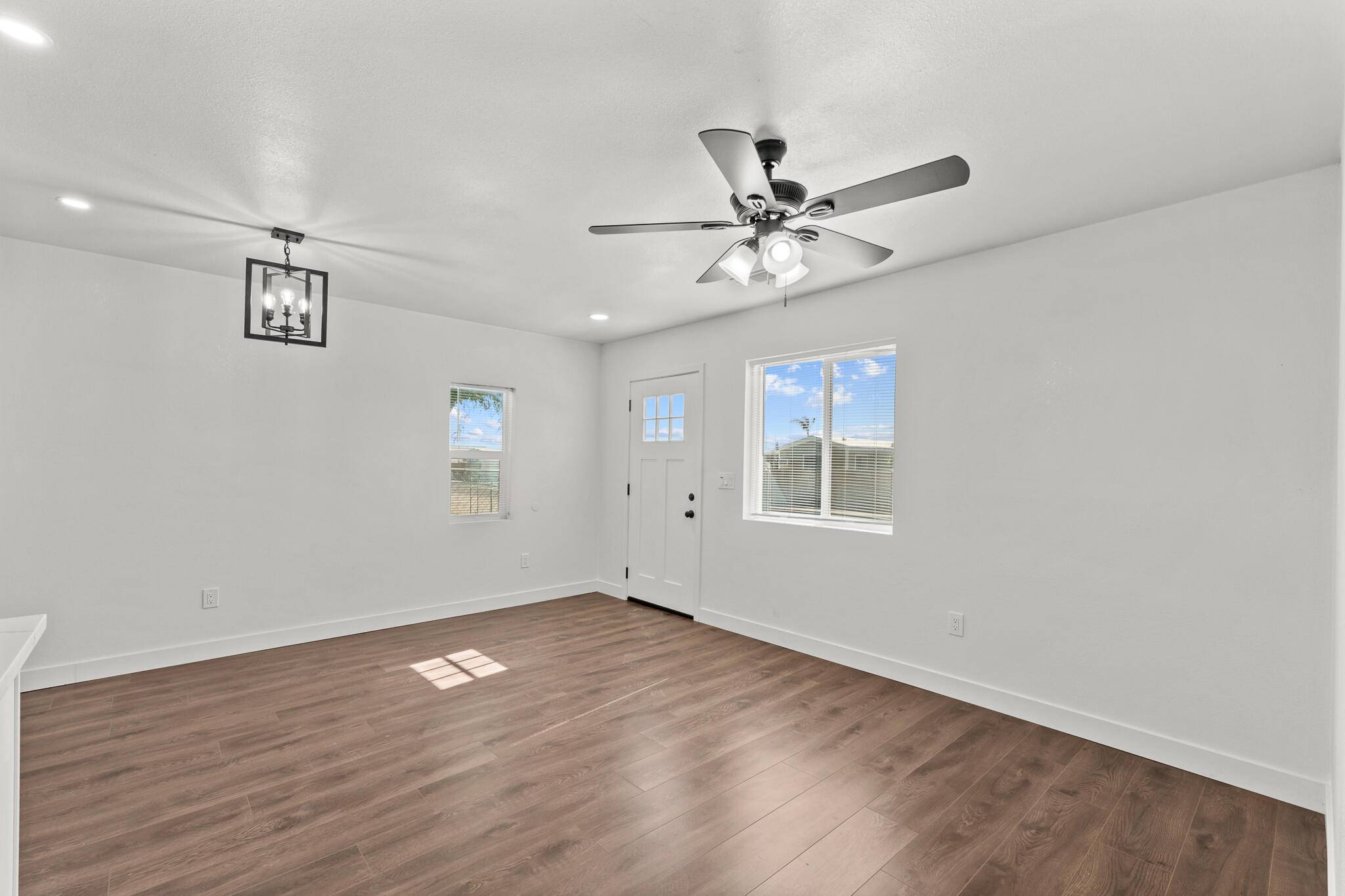 Porterville, CA 93257,292 Lowery Street