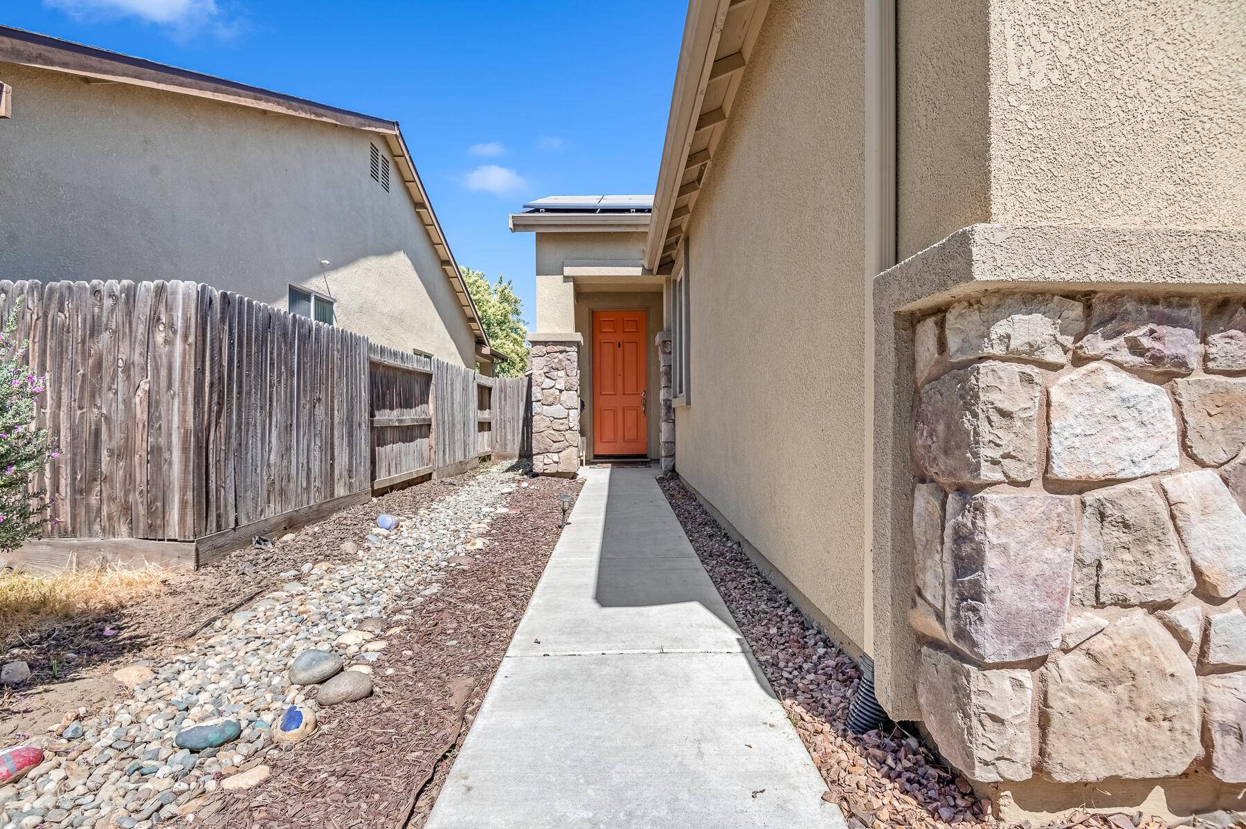 Visalia, CA 93292,2434 S Laguna Court