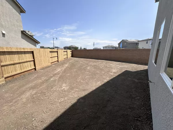 Visalia, CA 93291,3042 N Martin Street #Lot3016