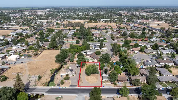 Porterville, CA 93257,293 N Villa Street