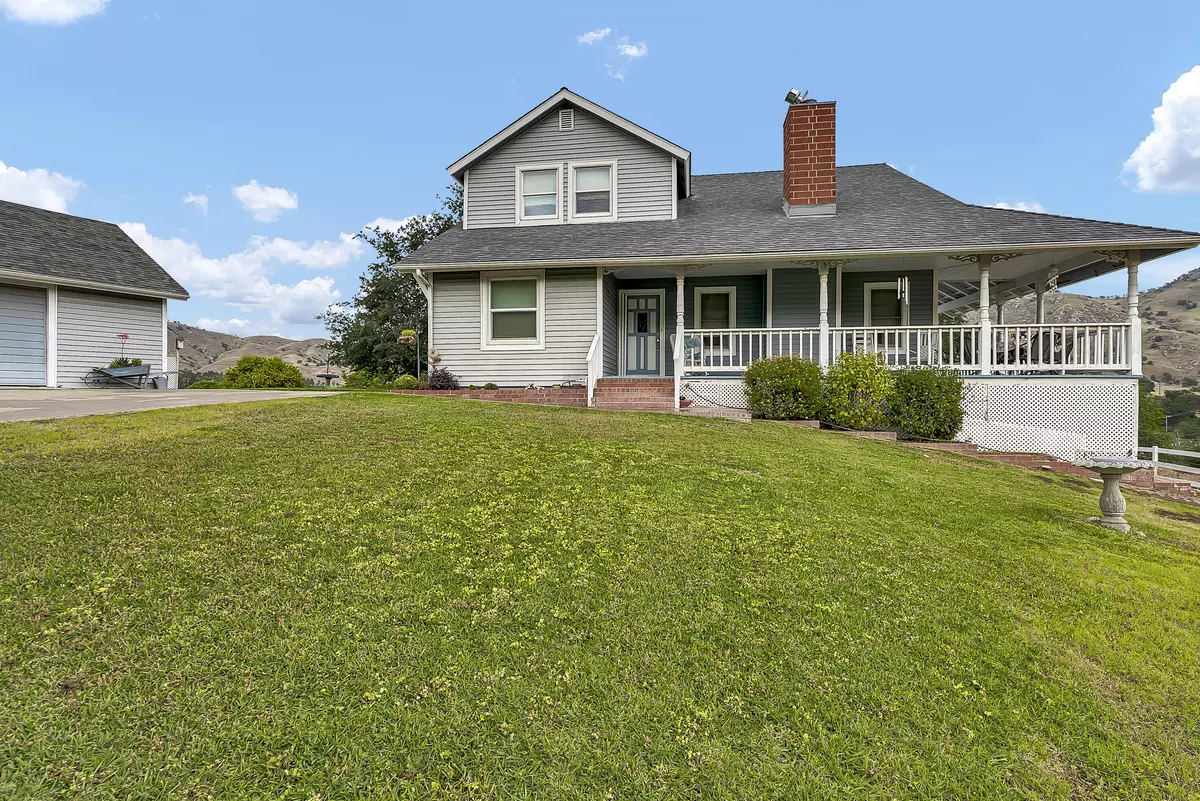 Springville, CA 93265,34194 Highway 190