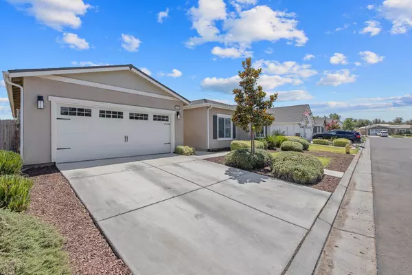 Tulare, CA 93274,1851 Softwind Drive
