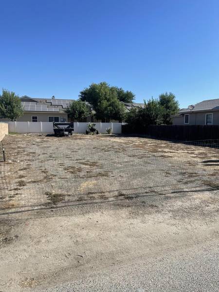 334 G Street #X, Lemoore, CA 93245
