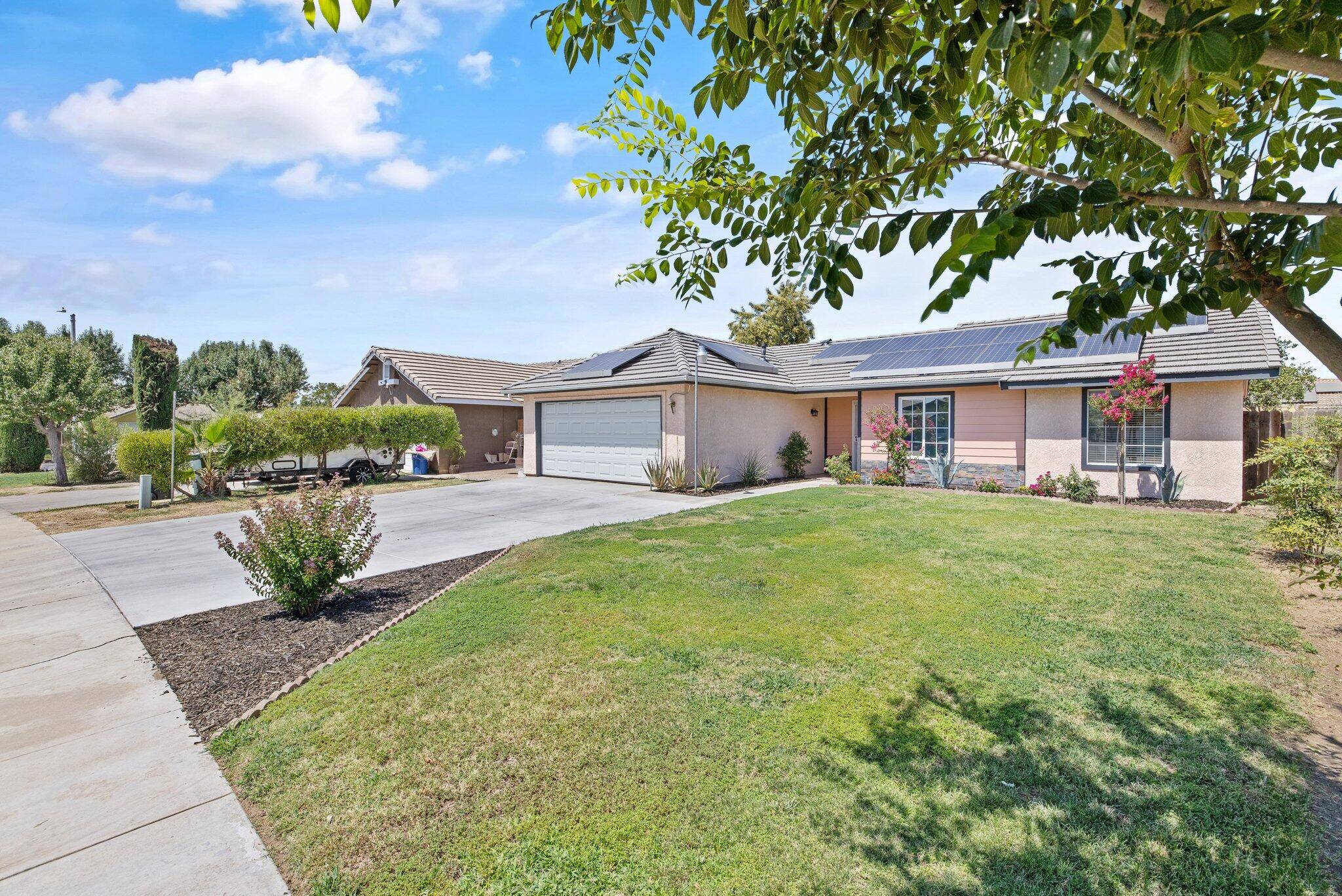 Visalia, CA 93291,2520 N Encina Street