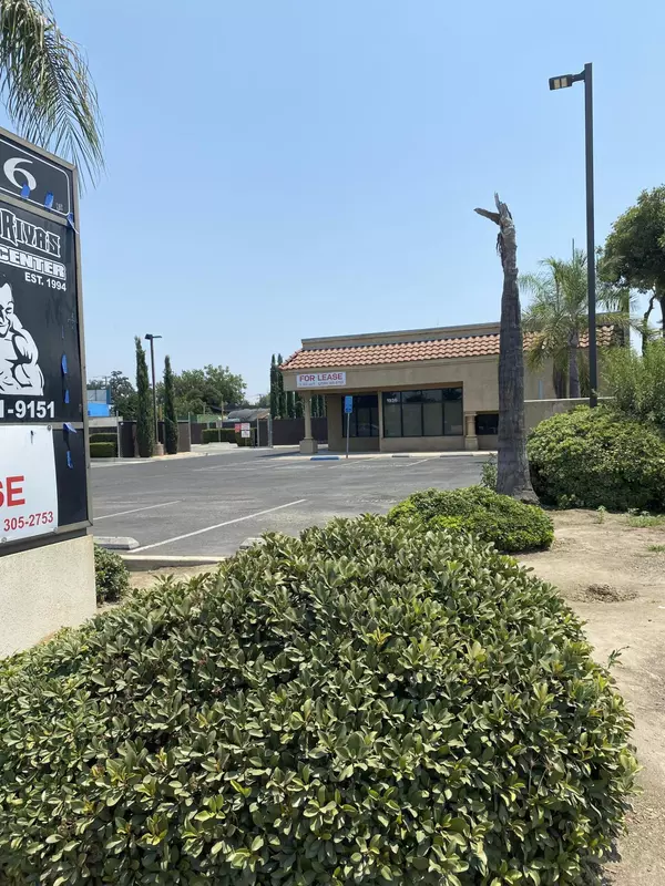 Visalia, CA 93291,1936 N Dinuba Boulevard