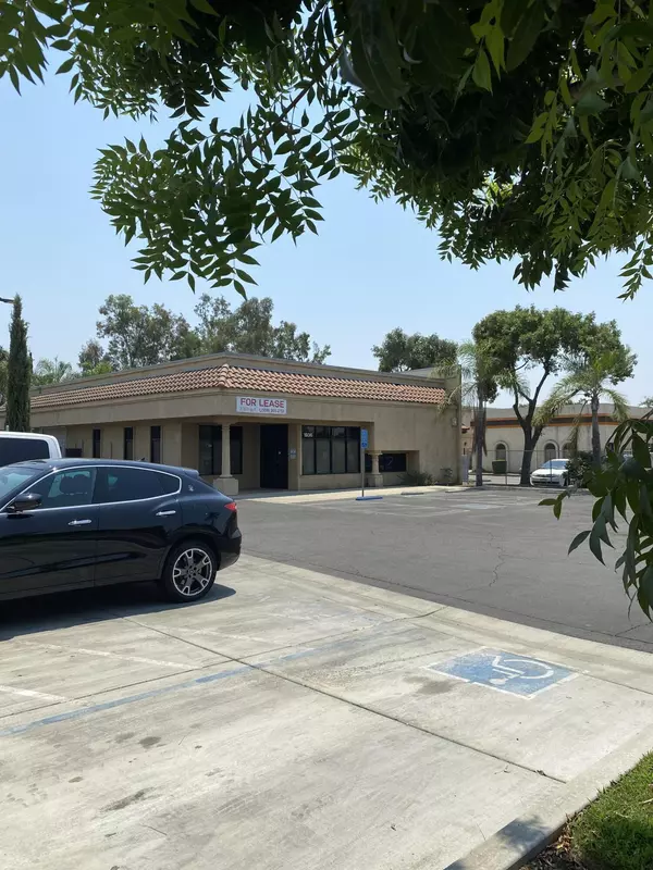 Visalia, CA 93291,1936 N Dinuba Boulevard