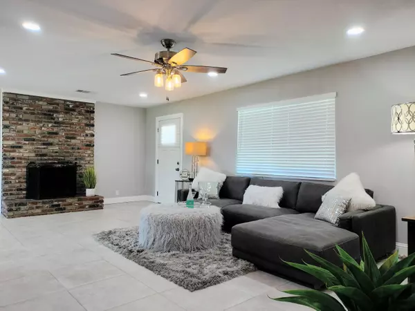 Tulare, CA 93274,900 S Ann Street