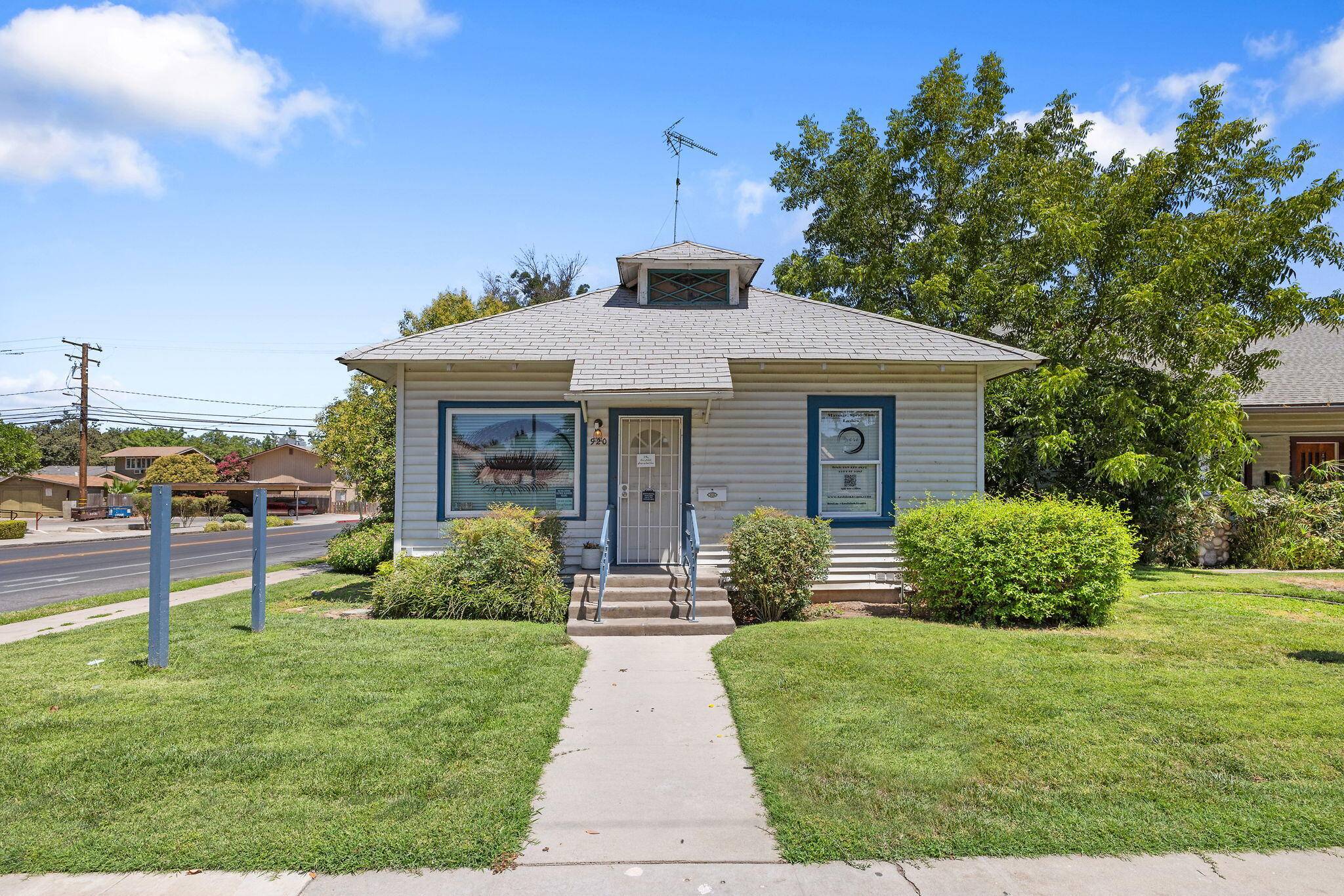 920 W Main Street, Visalia, CA 93291